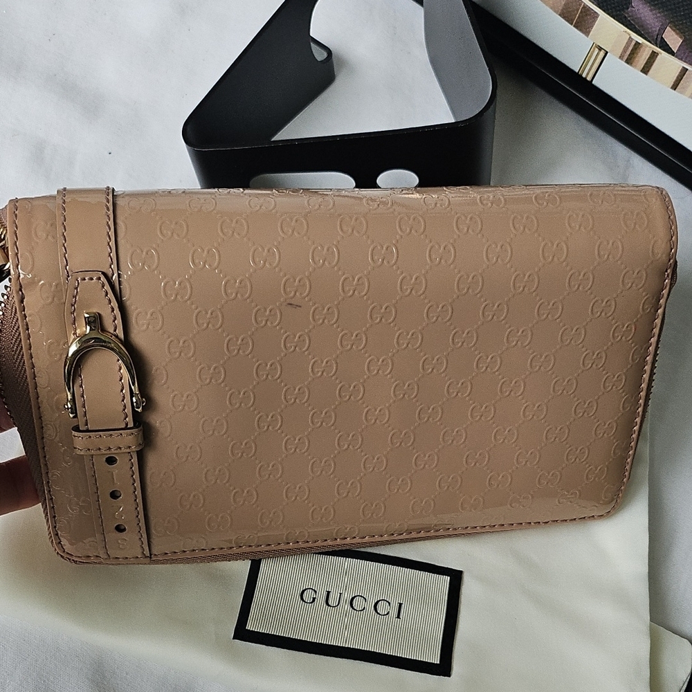 EUC Gucci Tan Wallet with Signature GG Microguccisima Monogram - Picture 9 of 14
